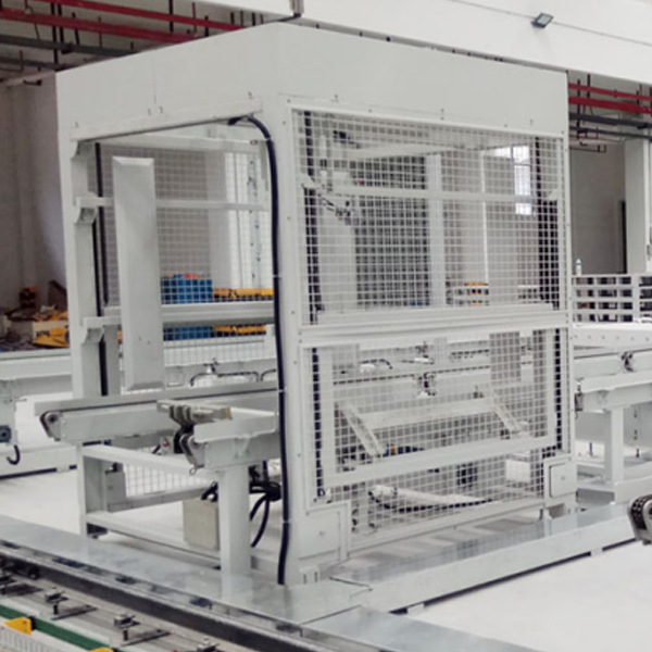 Автоматическое извлечение лотков и укладка на поддоны